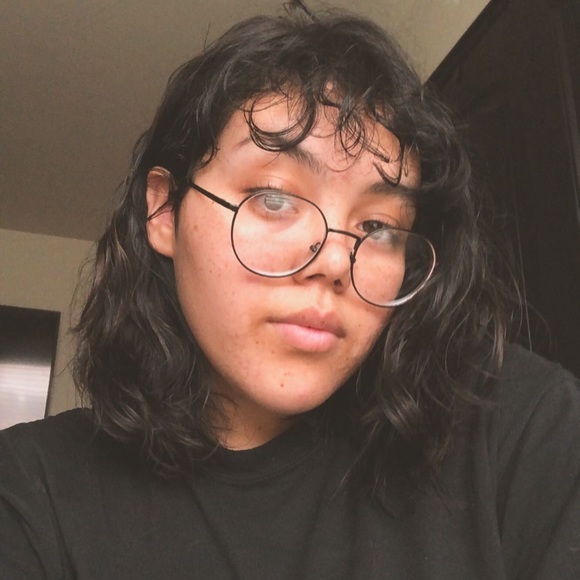 Meet your Posher, Marisela - Picture 1 of 1